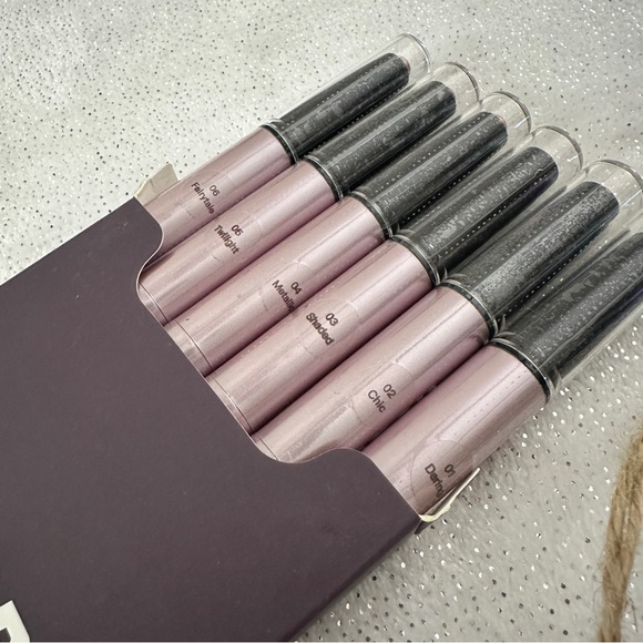 NOBB! Dual-Ended Long-Wear Eyeshadow Sticks Set of 6 - Picture 2 of 6